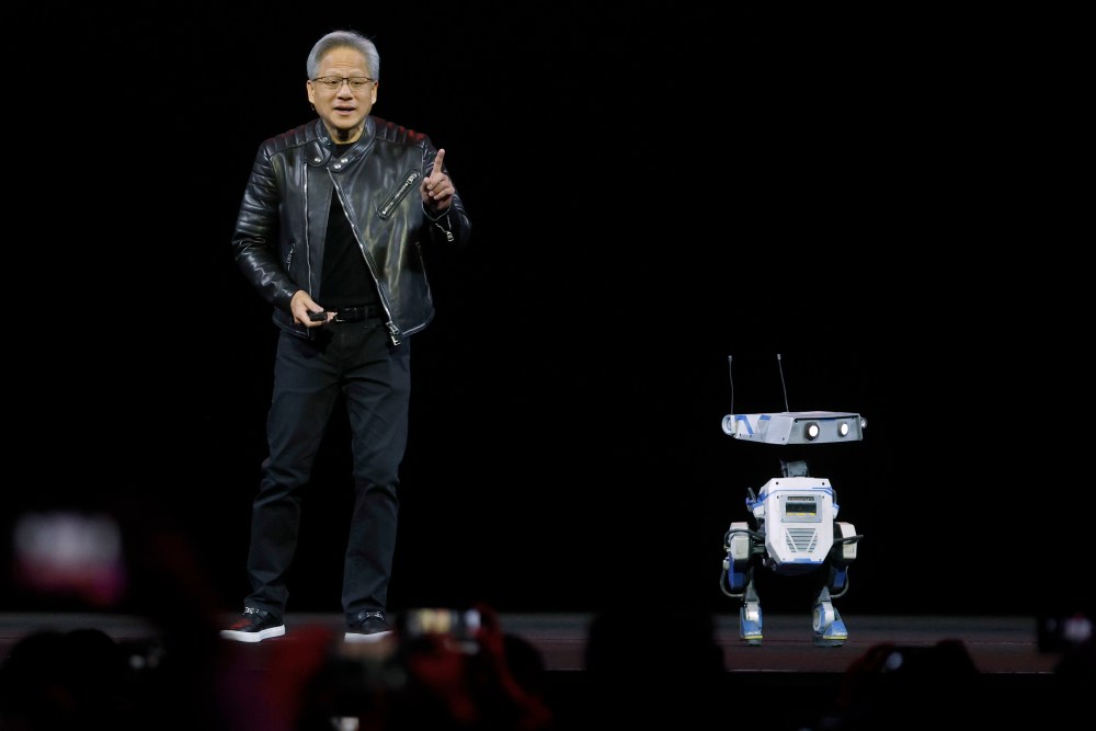CEO Jensen Huang: 50% số nhà nghiên cứu AI là người Trung Quốc - Ảnh 2.