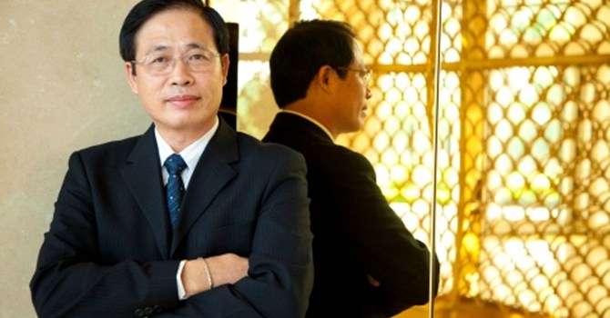 Người đàn ông đứng sau “đế chế vàng” lâu đời nhất Hà Nội đào tạo nhân viên chuẩn ‘con nhà lành’, nêu rõ quan điểm “đàn ông thông minh không lấy phụ nữ thành đạt” - Ảnh 4.