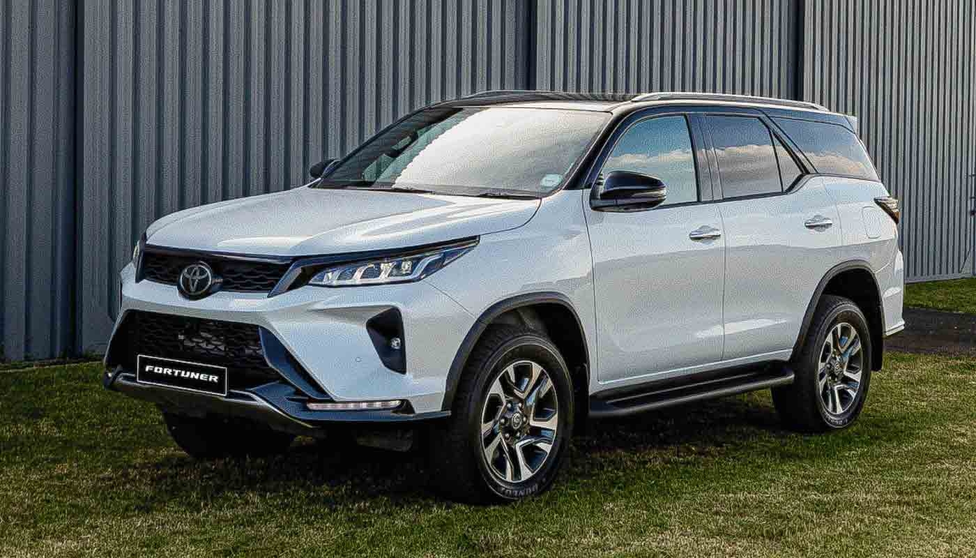 Toyota Fortuner 2025 ra mắt tháng sau: Lần đầu có bản hybrid, bổ sung ADAS, thiết kế thay đổi nhẹ - Ảnh 2.