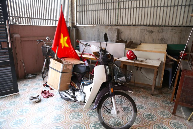 Cựu binh Trần Văn Thanh 76 tuổi chạy xe máy 1 . 300 Km vào TP hcm xem lễ diễu binh 30 / 4 - Ảnh 4.