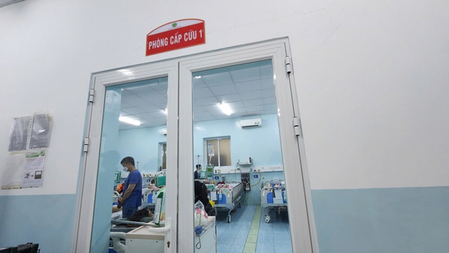 Chuyện không thể chấp nhận ở phòng cấp cứu (*): Nâng bản lĩnh, tránh bỏ mặc - Ảnh 1.