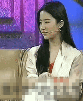 Lưu Diệc Phi lộ nh&acirc;n c&aacute;ch thật khi bị người kh&aacute;c vạch trần th&oacute;i ph&ocirc;ng bạt ngay tr&ecirc;n s&oacute;ng trực tiếp- Ảnh 3.