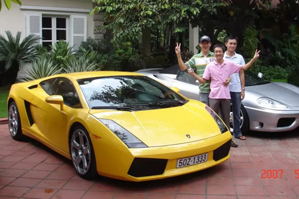 Cường Đô la 'trải lòng' chuyện mua chiếc Lamborghini đầu tiên Việt Nam: 'Mua bằng tiền tự kiếm, bị gia đình phản đối nên phải mang xe đi giấu’ - Ảnh 2.