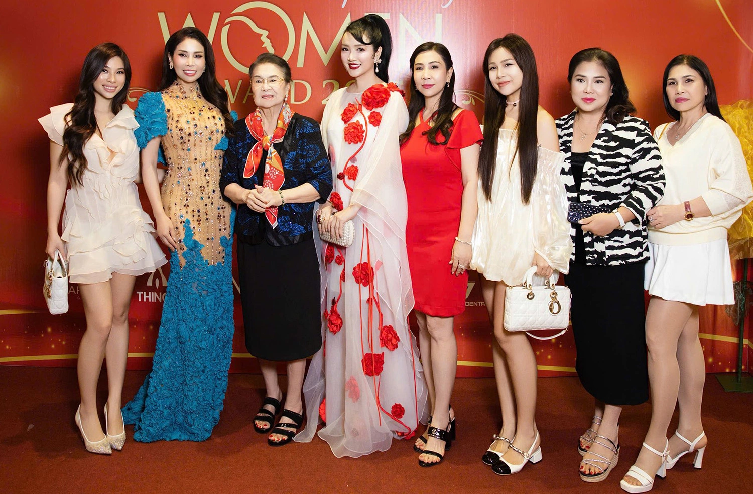 Diễn viên điện ảnh Lý Hương được vinh danh giải thưởng “Bông hồng quyền lực” - Ảnh 10.