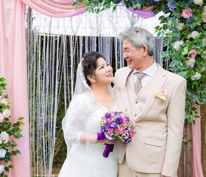 Cuộc sống vợ chồng viên mãn của nam nghệ sĩ Việt với vợ hơn 6 tuổi, có 2 con riêng- Ảnh 2.