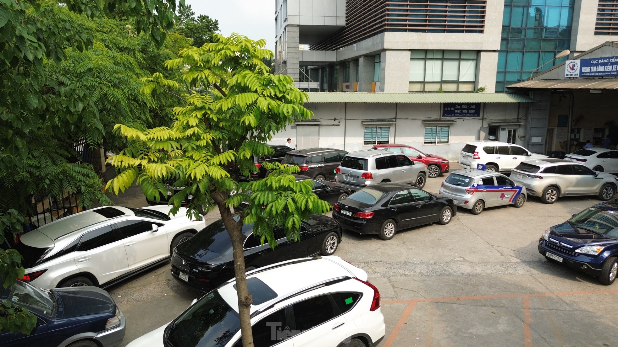 Vì sao nhiều ô tô bị từ chối đăng kiểm? - Ảnh 15.