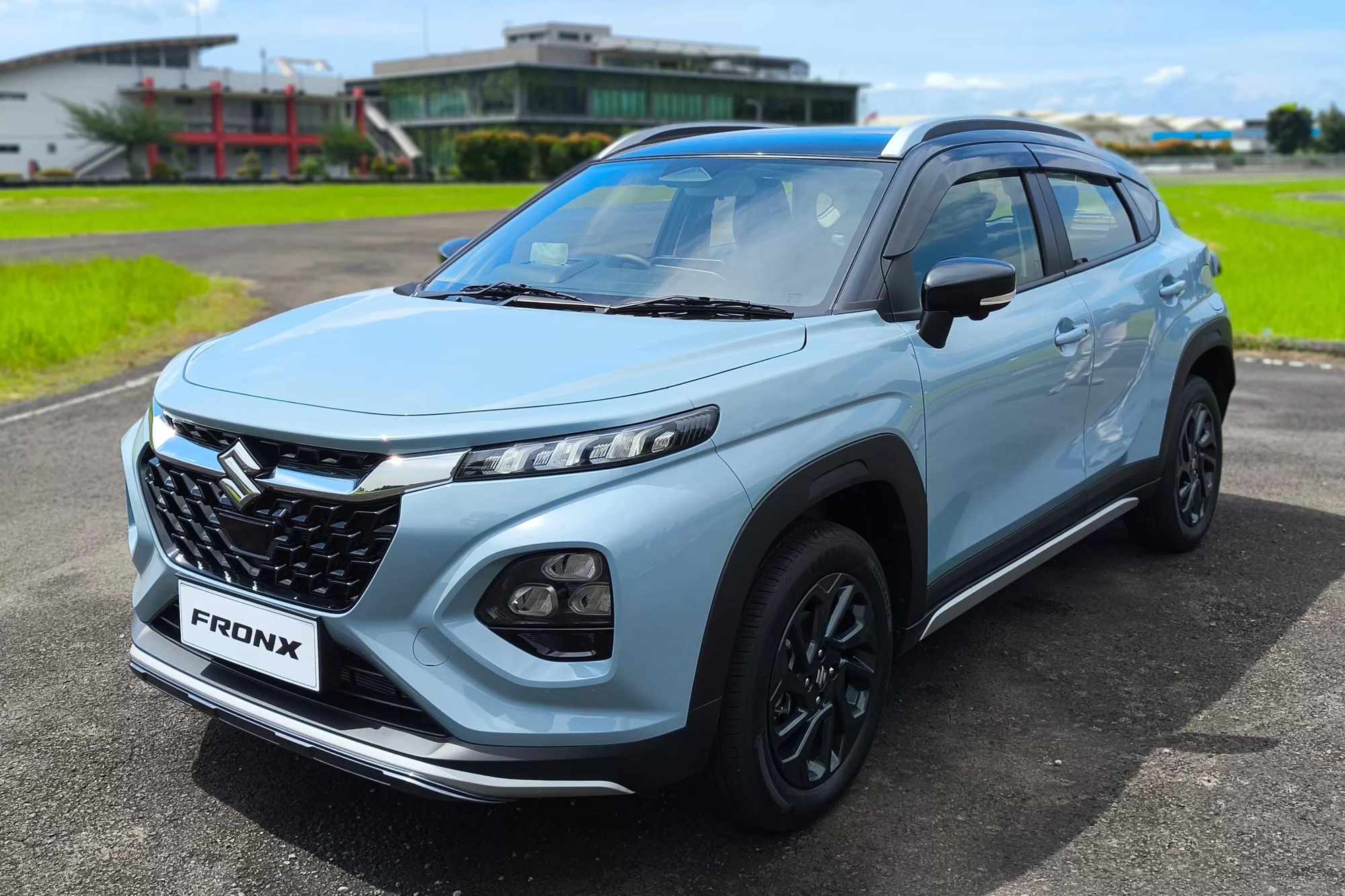 Suzuki Fronx bán tại Việt Nam mà trang bị thế này thì làm khó Raize, Sonet: Có HUD, camera 360, hybrid, nhiều tính năng ADAS độc nhất phân khúc - Ảnh 5.