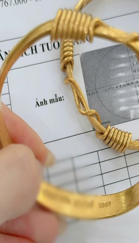 Nữ chủ nhà nghỉ ở Hà Nội đã mất 16 cây vàng đeo trên người như thế nào? - Ảnh 2.