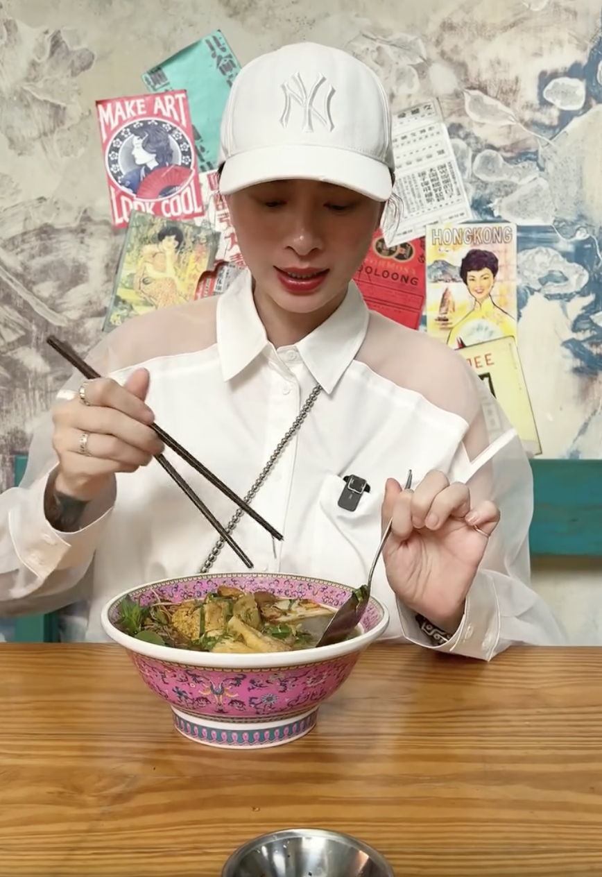 Lý do chồng Ngô Thanh Vân giấu tin vợ mang thai ở tuổi 46- Ảnh 3. Lý do chồng Ngô Thanh Vân giấu tin vợ mang thai ở tuổi 46- Ảnh 3.