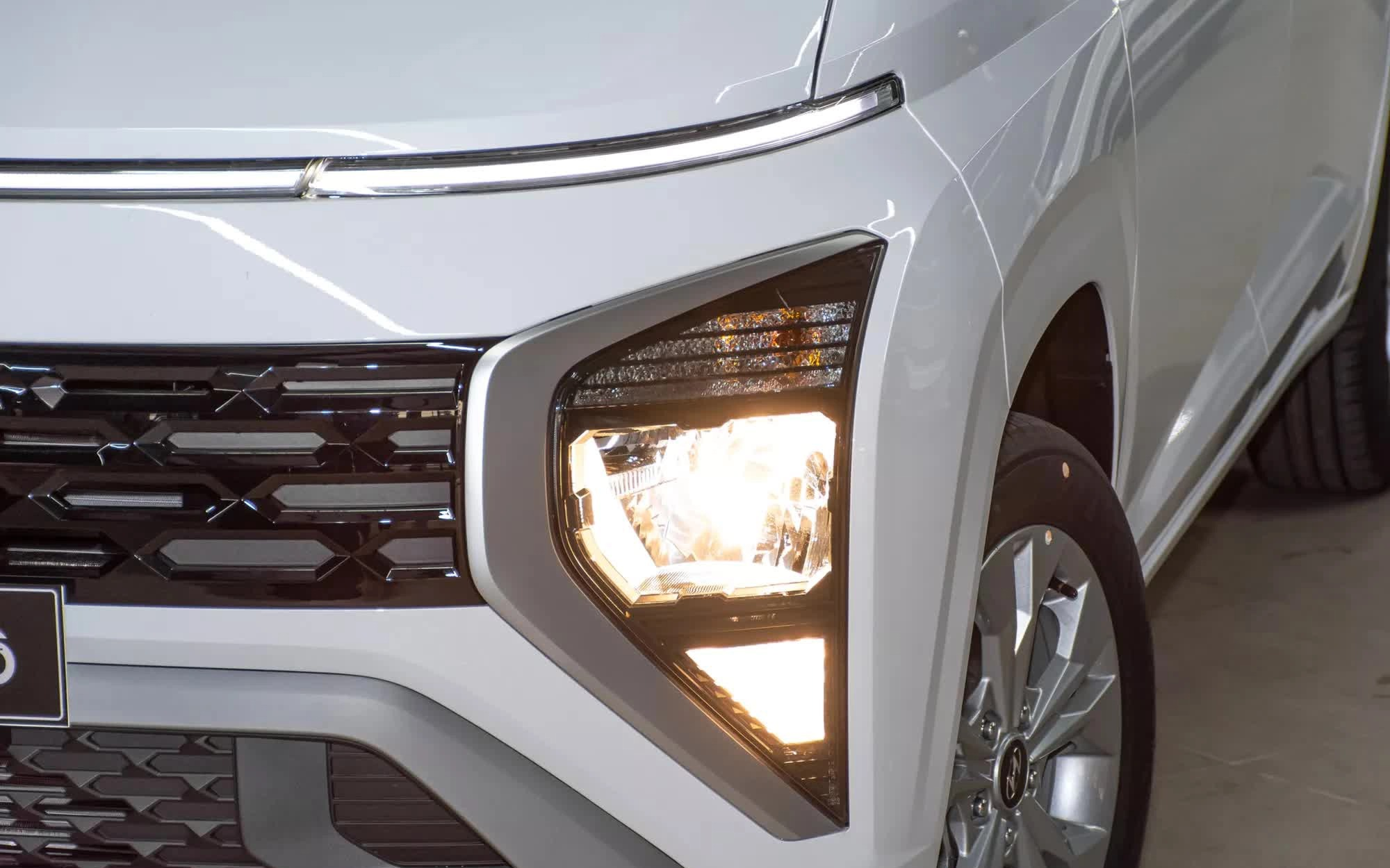 Sản phẩm mới tinh từ hãng pin đối tác VinFast: Thế giới chưa từng có, 'sừng sững' trước thiên tai - Ảnh 4.