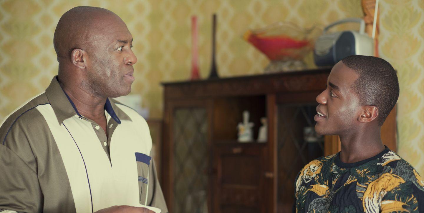 Xem phim "Sex Education", t&ocirc;i b&agrave;ng ho&agrave;ng khi hiểu &yacute; c&acirc;u n&oacute;i gắt gỏng của mẹ chồng - Ảnh 1.