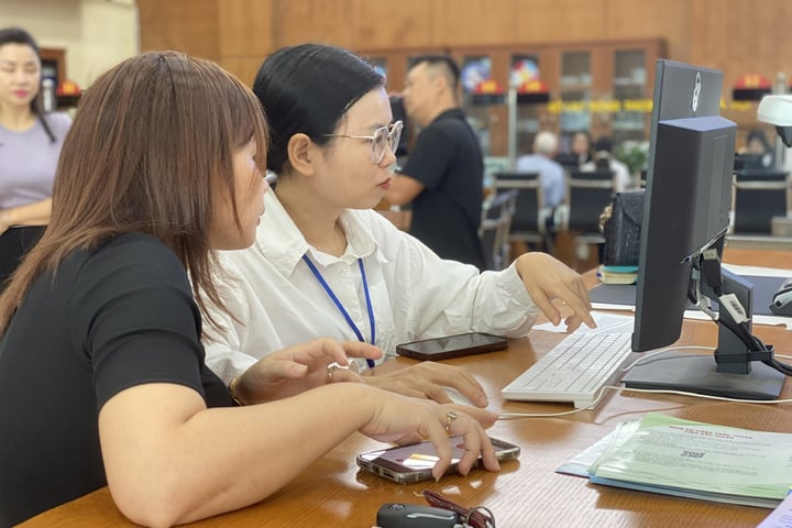 Bộ Nội vụ đề xuất chuyển 120 đầu việc từ cấp huyện xuống cấp xã - Ảnh 1. Bộ Nội vụ đề xuất chuyển 120 đầu việc từ cấp huyện xuống cấp xã - Ảnh 1.