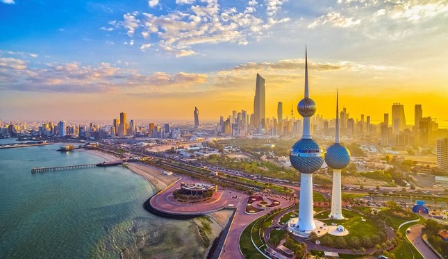 Bóc gỡ đường dây bóc lột tình dục núp bóng xuất khẩu lao động sang Cô - Oét - Ảnh 1.