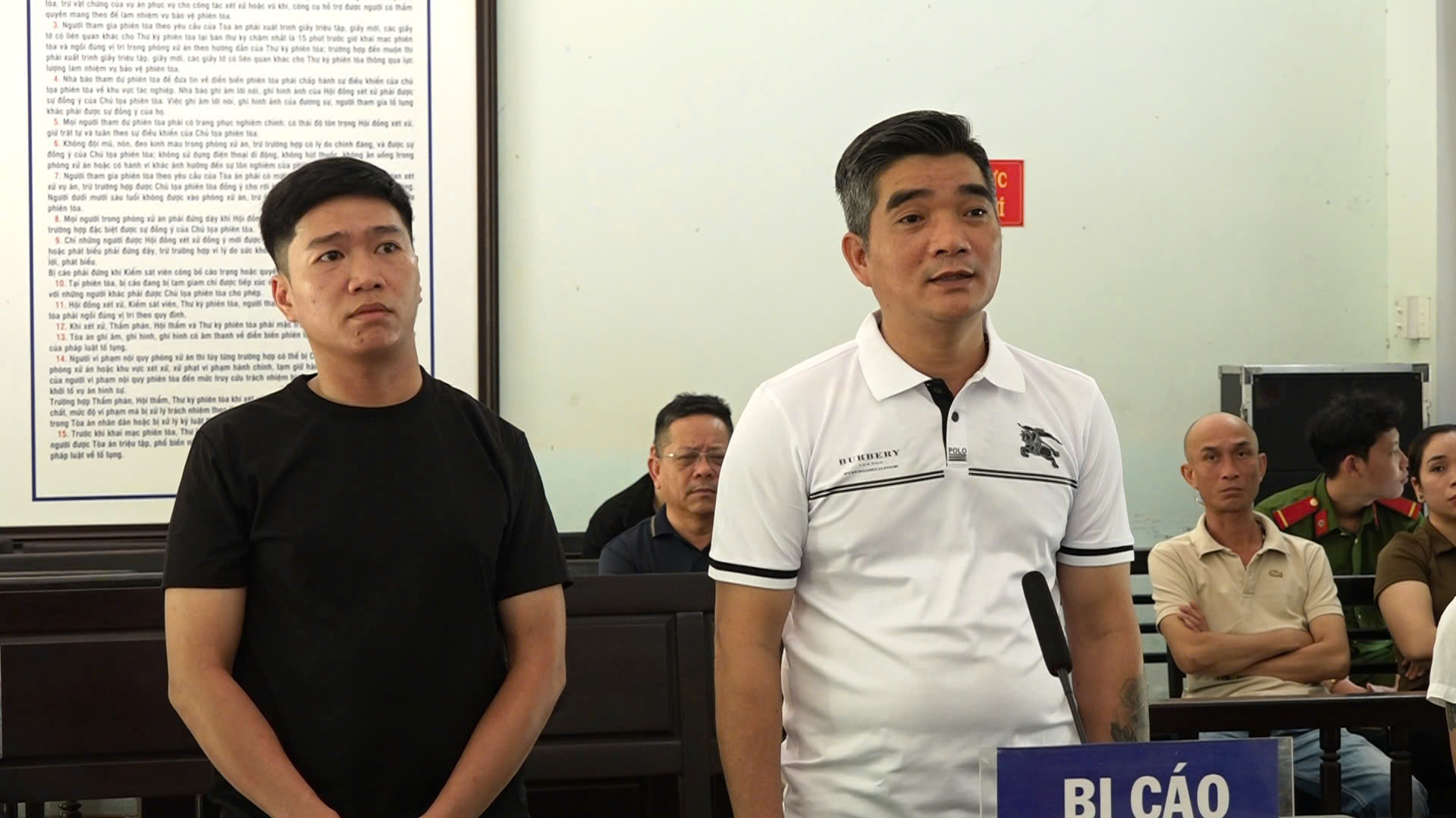 Sự thật Lừa đảo cầm xe ô tô của cảnh sát giao thông tại Huế - Ảnh 1.