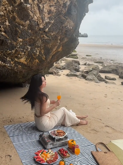 Bãi biển ở Cát Bà được mệnh danh là "thiên đường bí mật", nhiều người bất ngờ vì chưa từng nghe tên - Ảnh 9.