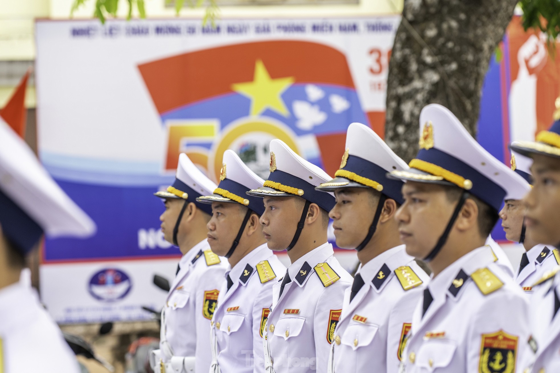 Hải Phòng tổ chức duyệt đội ngũ diễu hành kỷ niệm 70 năm Giải phóng thành phố - Ảnh 11.