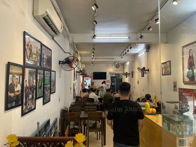 Có thể xử phạt TikToker Thế lòng Se điếu vì quảng cáo sai sự thật về lòng xe điếu - Ảnh 1. Có thể xử phạt TikToker Thế lòng Se điếu vì quảng cáo sai sự thật về lòng xe điếu - Ảnh 1.