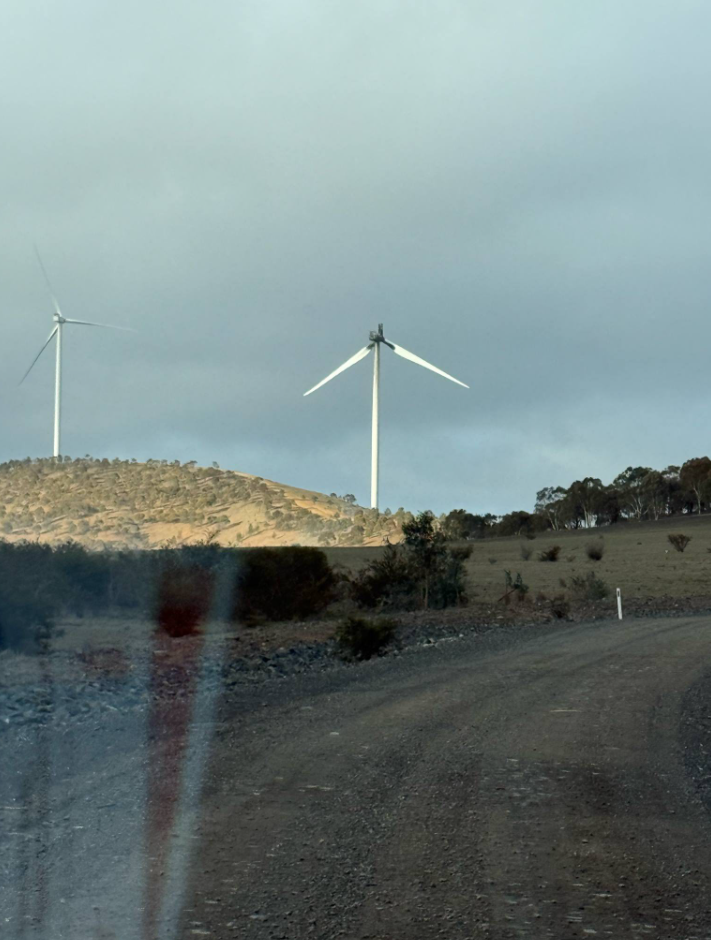 Sự cố khiến &ldquo;b&agrave; hỏa&rdquo; gh&eacute; thăm trang trại điện gi&oacute; 194MW- Ảnh 5.