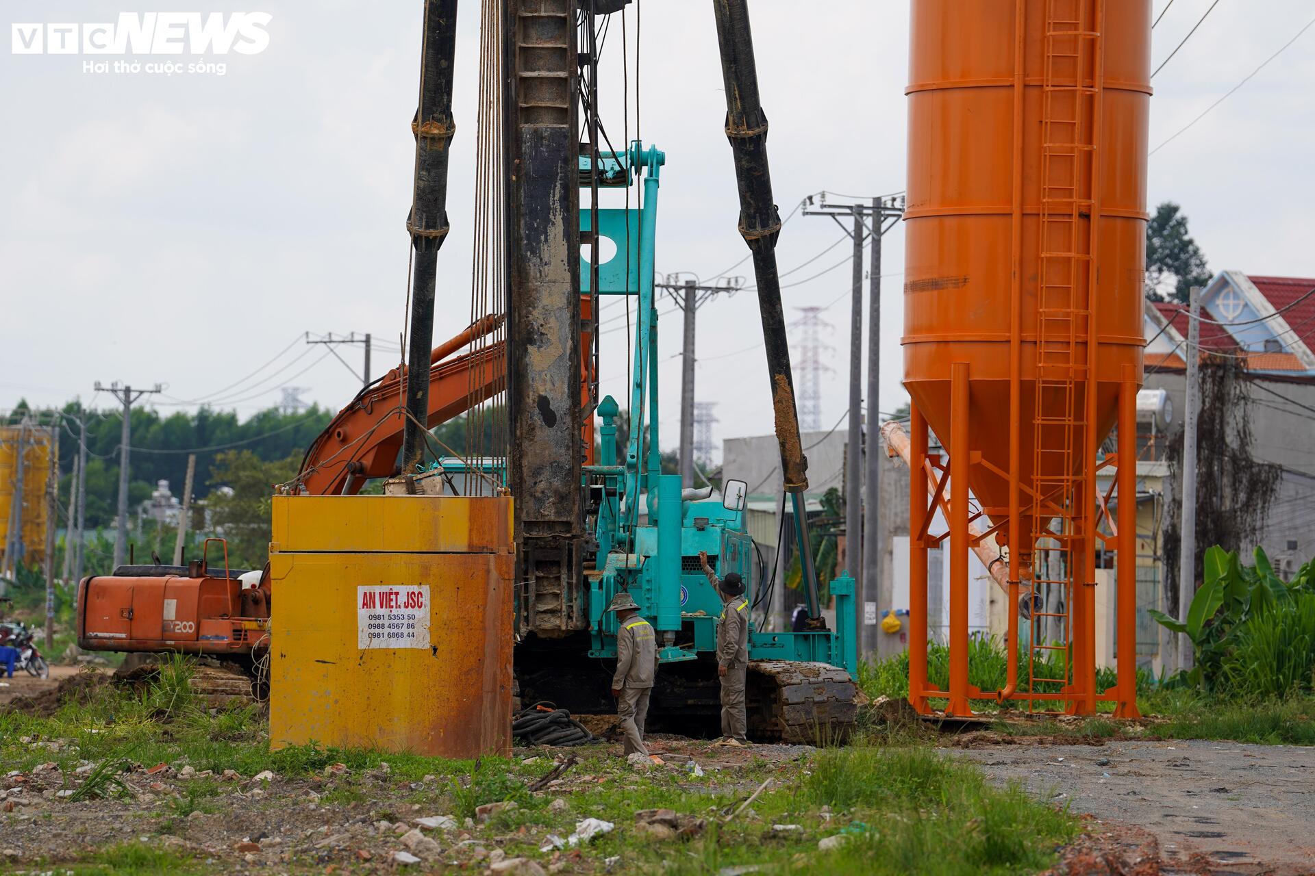 Toàn cảnh cao tốc Biên Hòa - Vũng Tàu đoạn qua Đồng Nai sau gần 2 năm thi công - Ảnh 5.