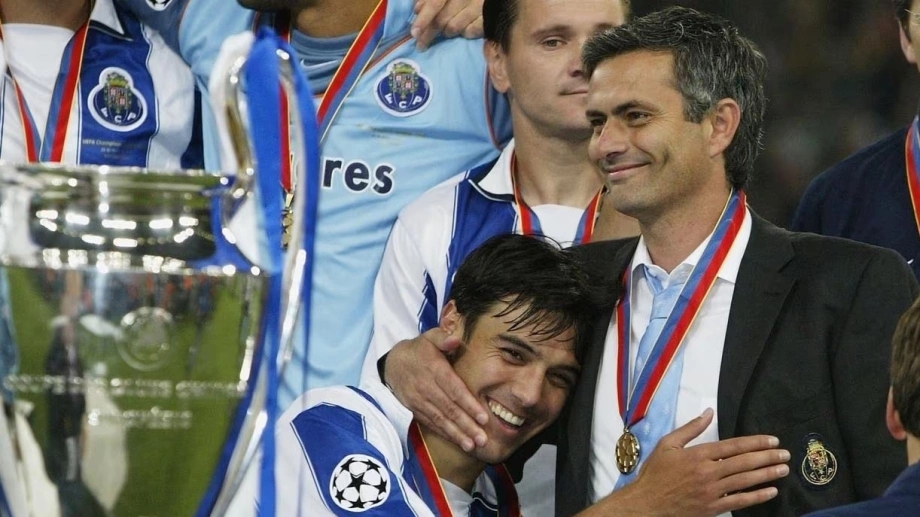 Người hùng tuyển Việt Nam làm “sếp lớn” ở tổ chức có Jose Mourinho - Ảnh 2.