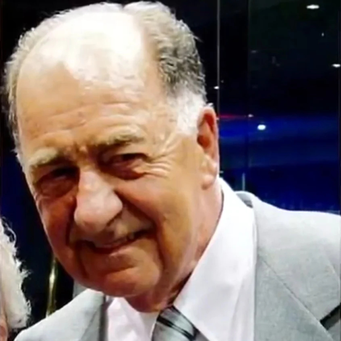 Kh&ocirc;ng phải vợ chồng hay người th&acirc;n, người phụ nữ tự dưng được thừa kế 1 căn nh&agrave; "tr&ecirc;n trời rơi xuống": Chủ di ch&uacute;c tưởng lạ m&agrave; h&oacute;a quen - Ảnh 3.