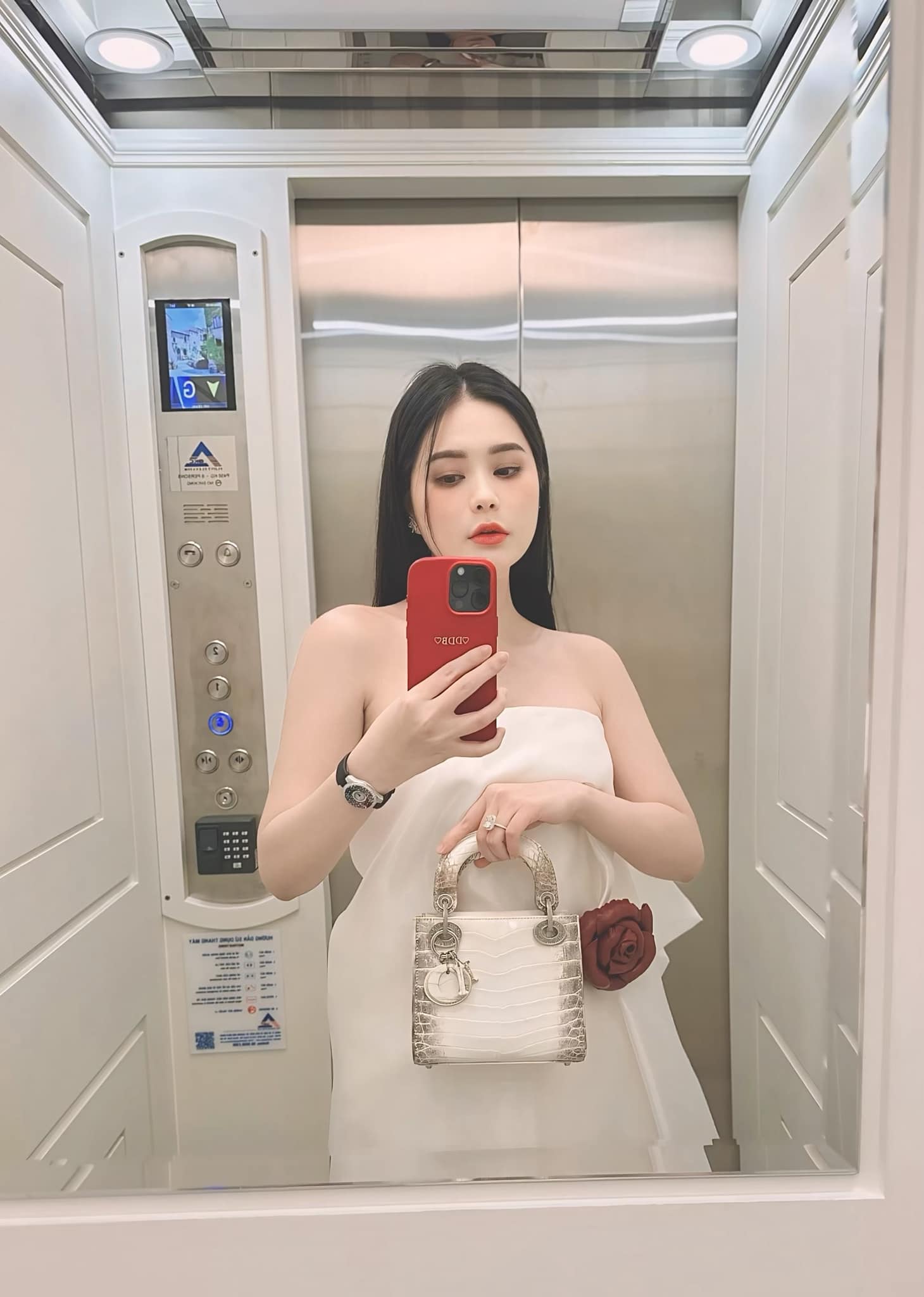 Sự bất thường của vợ chồng Đoàn Di Băng- Ảnh 6. Sự bất thường của vợ chồng Đoàn Di Băng- Ảnh 6.