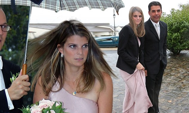 Câu chuyện của "Cô bé giàu có tội nghiệp" - Ảnh 1. Câu chuyện của "Cô bé giàu có tội nghiệp" - Ảnh 1.