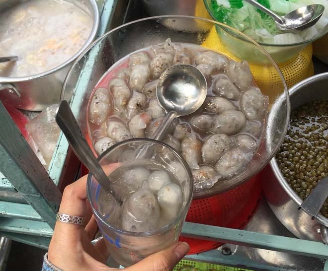 Khách Tây trầm trồ khi thưởng thức món ăn vừa mặn vừa ngọt của người Việt, nhận xét: "Nó rất đặc biệt!" - Ảnh 6.