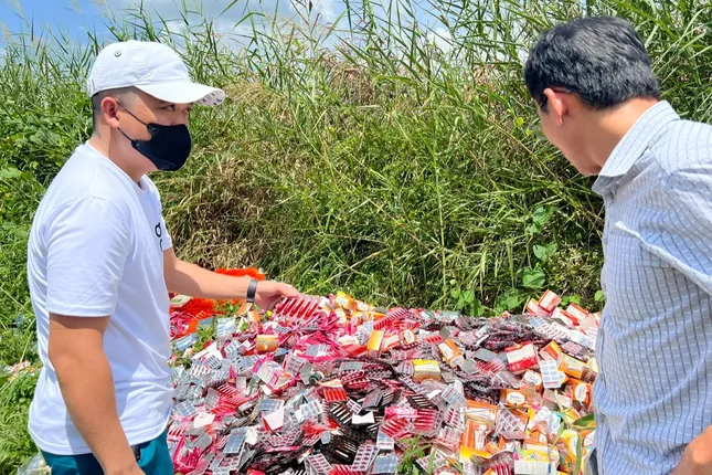 Giám định nguồn gốc lô thuốc và thực phẩm chức năng bị đổ trộm tại TPHCM - Ảnh 3.