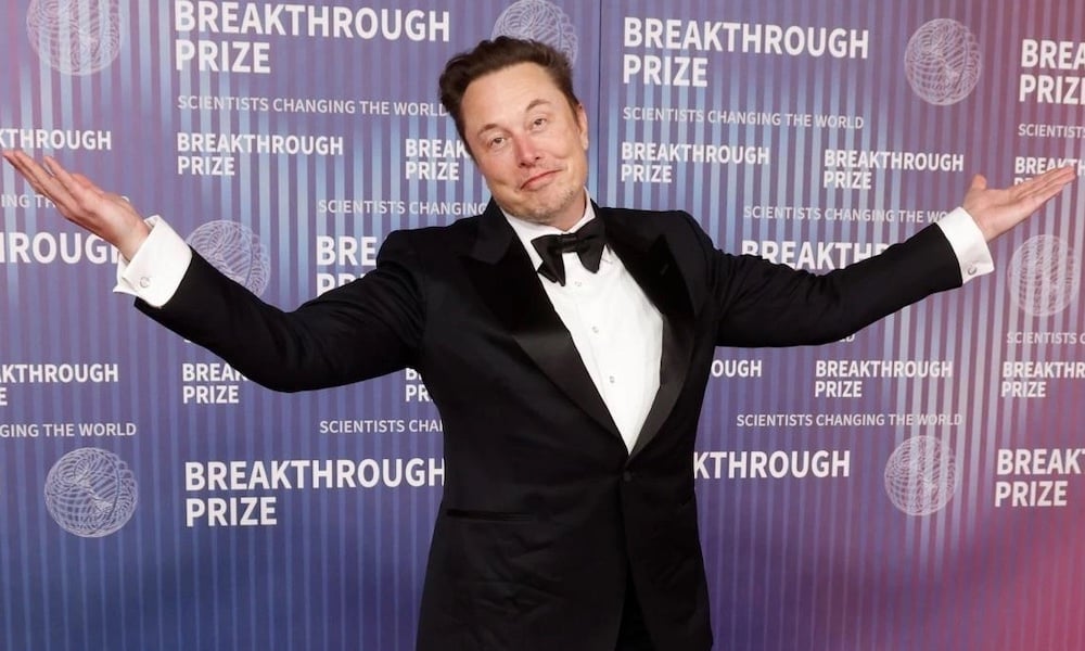 Kẻ thích “troll” cả thế giới, người ngồi im thâu tóm tất cả: Elon Musk và Jeff Bezos ai thực sự đang thắng?- Ảnh 2.