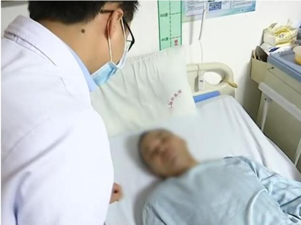 Người đàn ông hôn mê 7 ngày sau khi ăn 1 thực phẩm trong tủ lạnh, nhà nào có thì cần bỏ ngay!- Ảnh 1.