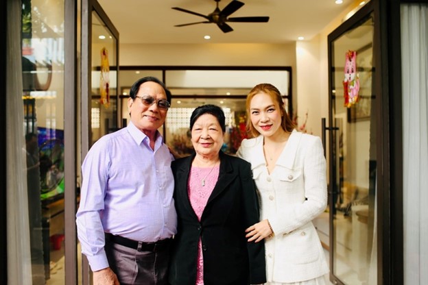 Cuộc sống của mẹ ruột Mỹ Tâm: Hoa khôi xứ Quảng một thời, xế chiều an hưởng hạnh phúc- Ảnh 7.
