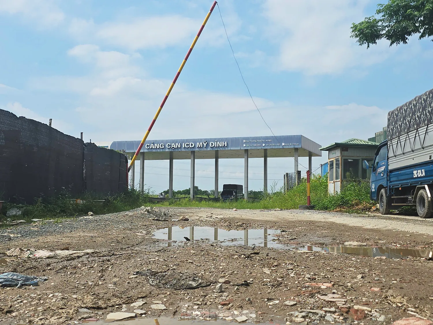 Cảnh hoang t&agrave;n 2 dự &aacute;n cảng cạn v&agrave;ng của H&agrave; Nội chưa ho&agrave;n th&agrave;nh - Ảnh 6.