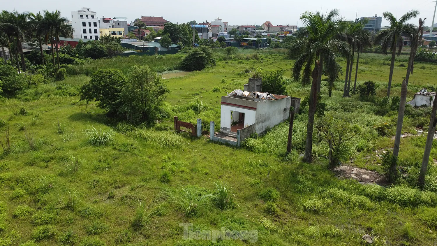 Cảnh hoang t&agrave;n 2 dự &aacute;n cảng cạn v&agrave;ng của H&agrave; Nội chưa ho&agrave;n th&agrave;nh - Ảnh 12.