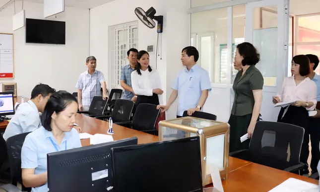 Hơn 800 cán bộ Quảng Ninh xin nghỉ việc trong quá trình sắp xếp hành chính cấp xã - Ảnh 1. Hơn 800 cán bộ Quảng Ninh xin nghỉ việc trong quá trình sắp xếp hành chính cấp xã - Ảnh 1.