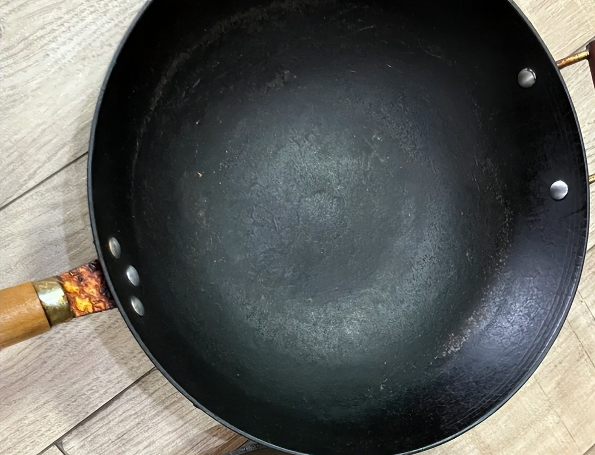 5 thứ trong nh&agrave; kh&ocirc;ng tốt cho sức khỏe, vứt ch&uacute;ng đi, đừng chần chừ cũng đừng tiếc rẻ!- Ảnh 4.