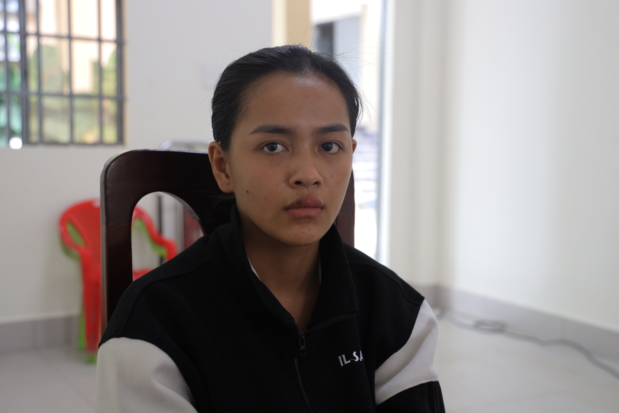 Vợ chồng hờ bị bắt khi áp tải phụ nữ sang Campuchia bán làm việc - Ảnh 2. Vợ chồng hờ bị bắt khi áp tải phụ nữ sang Campuchia bán làm việc - Ảnh 2.