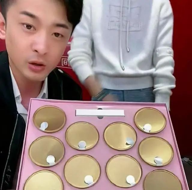 Thanh lọc "chiến thần livestream" bán yến sào giả, quảng cáo lên mây nhưng chỉ toàn là nước đường - Ảnh 5. Thanh lọc "chiến thần livestream" bán yến sào giả, quảng cáo lên mây nhưng chỉ toàn là nước đường - Ảnh 5.