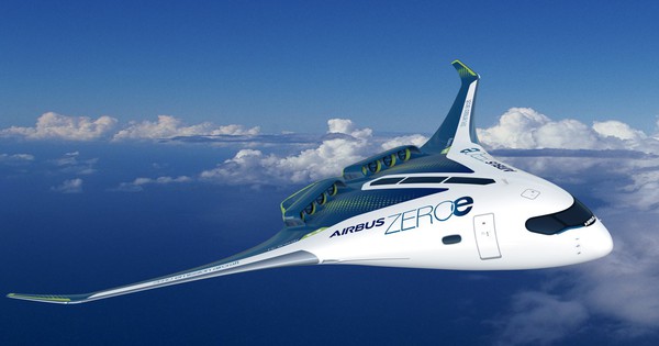 Hàng loạt chuyến bay phải hủy, hoãn do bão số 1 Wutip - Ảnh 2.