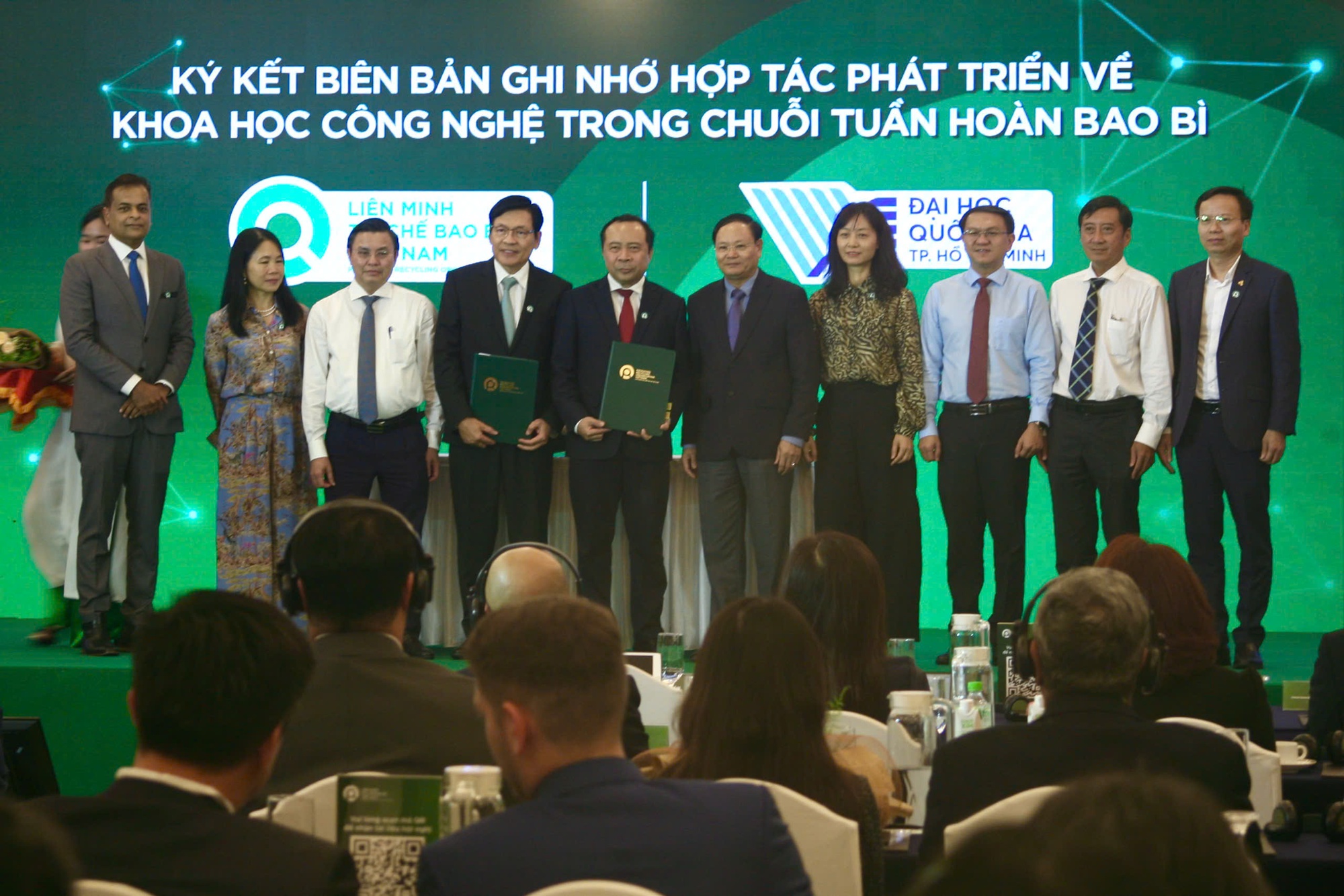 PRO Việt Nam ký kết hợp tác chiến lược với Đại học Quốc gia TP HCM