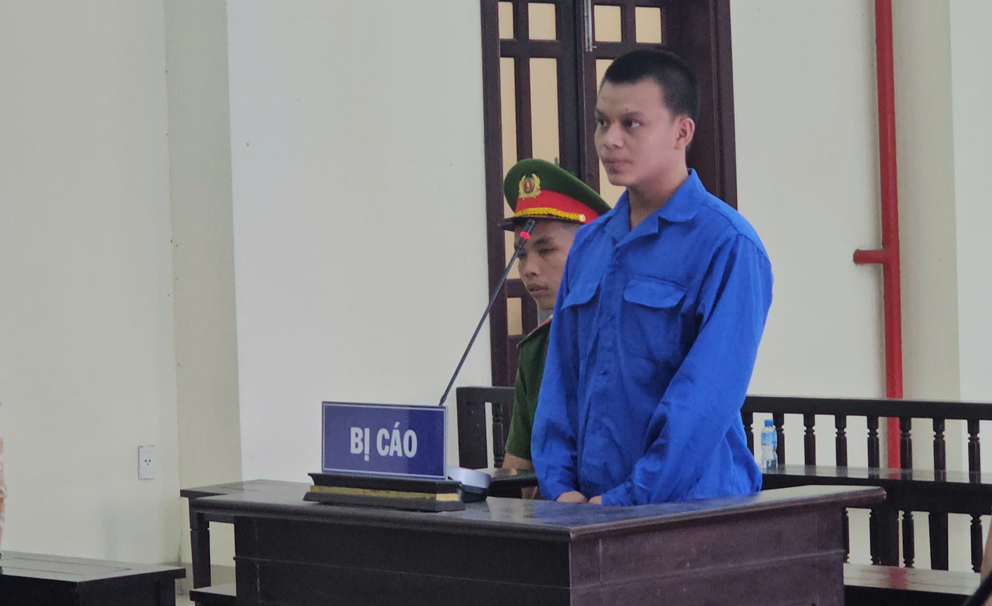 Nữ sinh Long An bị hiếp dâm tại nhà: Tội ác từ mạng xã hội - Ảnh 1.
