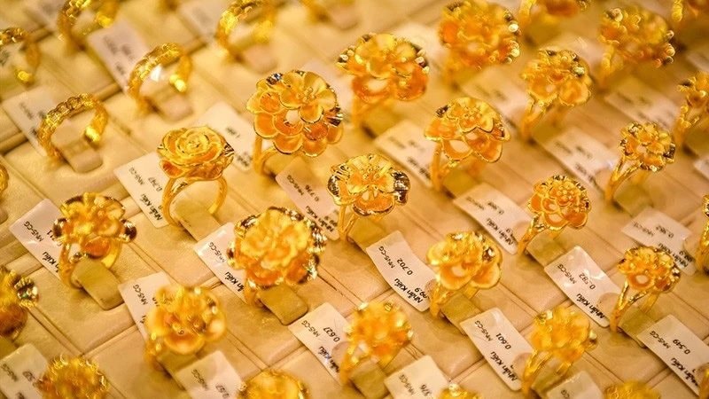 Giá vàng nhẫn, vàng SJC tăng sốc - Ảnh 1.
