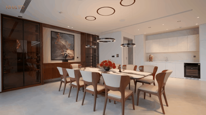 Penthouse 80 tỷ đồng giữa lòng Hà Nội của ông nội tặng cháu gái 4 tuổi, 1 món đồ chơi cũng 50 triệu - Ảnh 6.