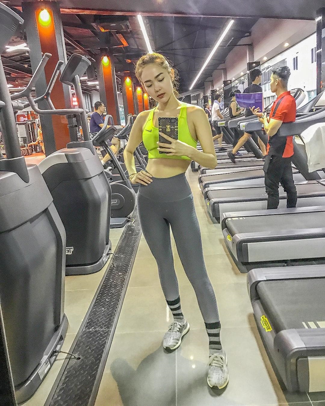 &ldquo;H&aacute; hốc mồm&rdquo; với visual trắng ph&aacute;t s&aacute;ng của Minh Hằng tr&ecirc;n s&acirc;n pickleball, thời trang đỉnh, tr&igrave;nh cũng kh&ocirc;ng xo&agrave;ng- Ảnh 6.