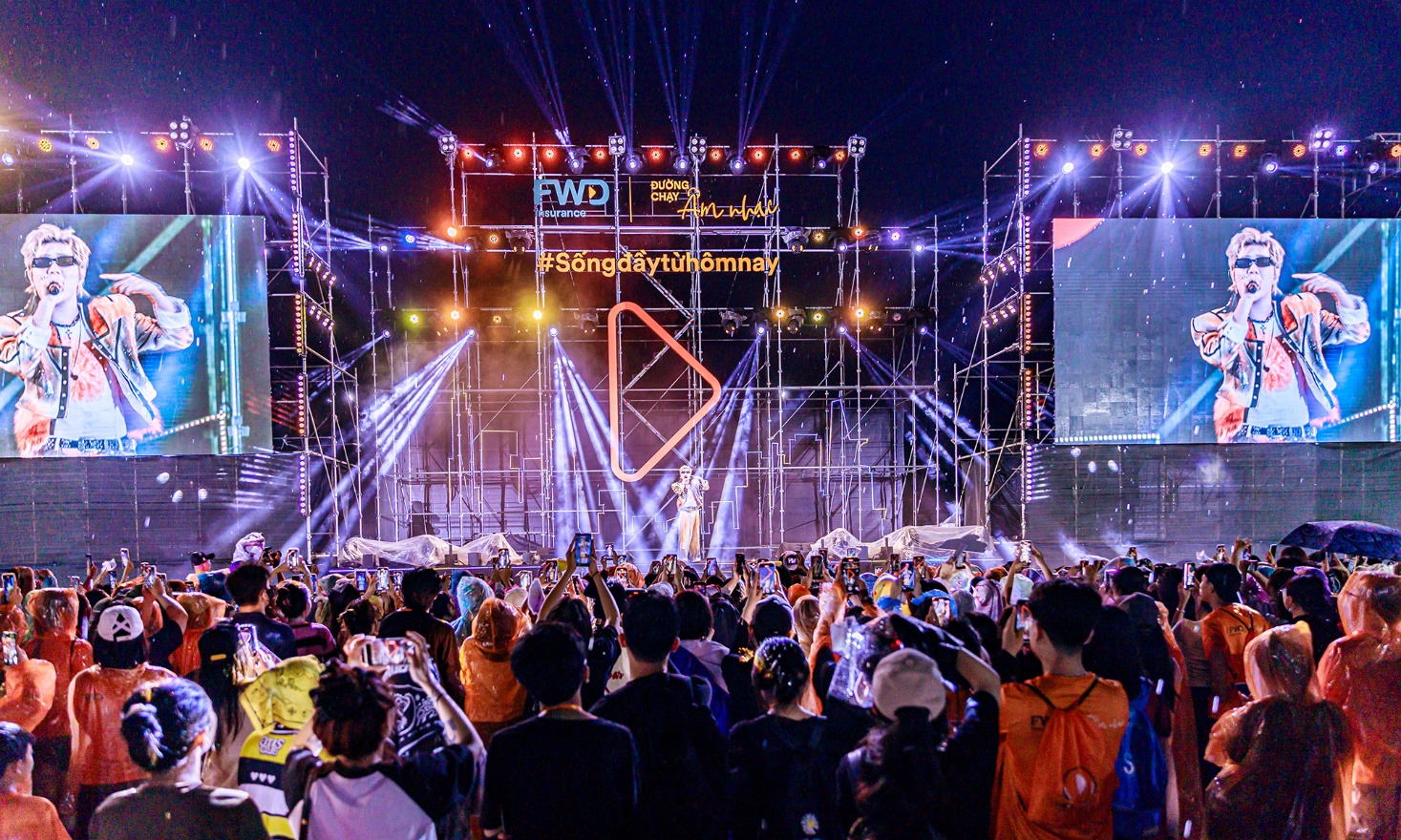 Chạy hết m&igrave;nh - Quẩy hết sức: Đường chạy &acirc;m nhạc đốt ch&aacute;y năng lượng giới trẻ - Ảnh 5.