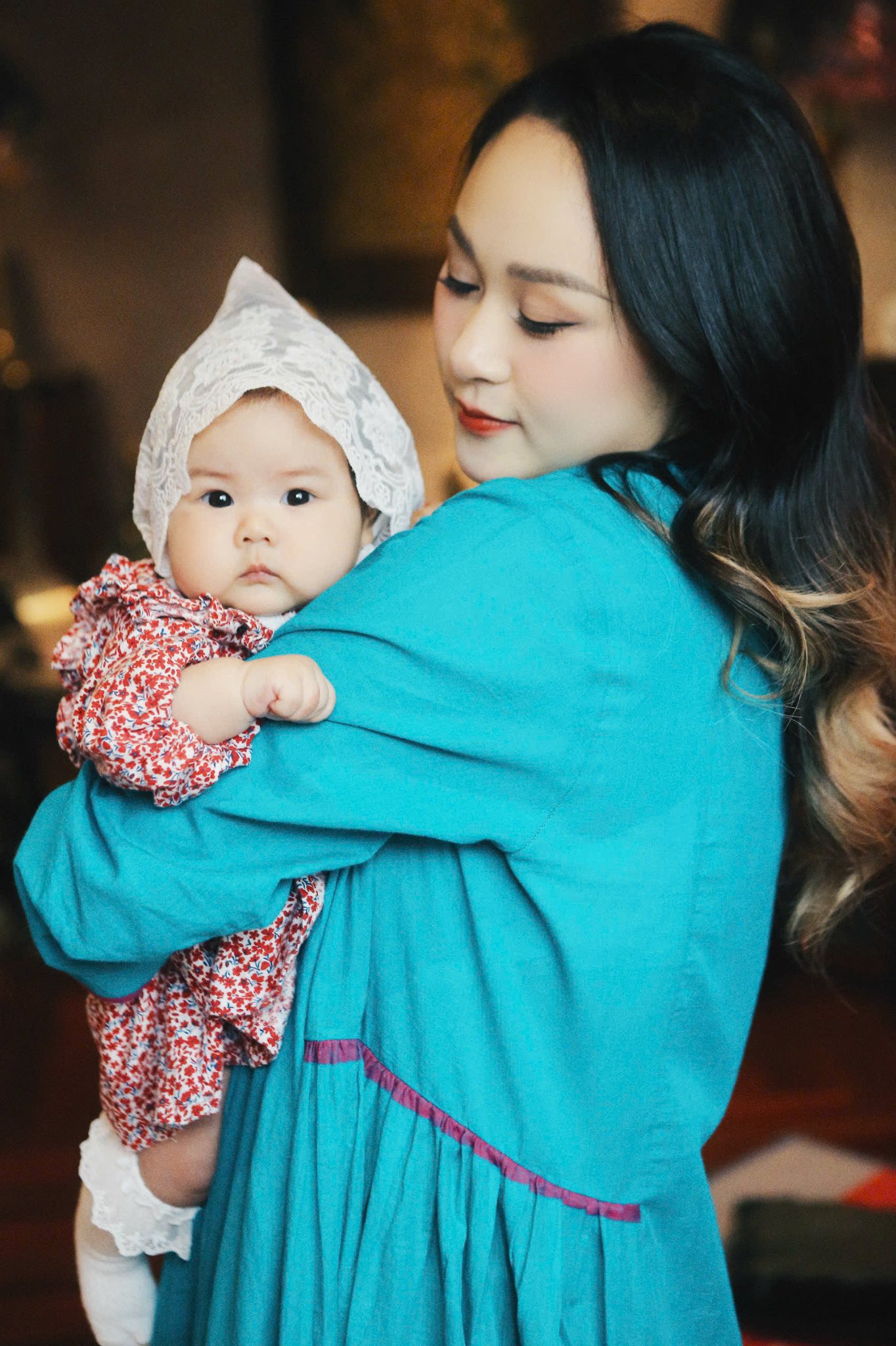 Con gái diva Thanh Lam chính thức gia nhập hội hot mom Việt, không ngờ mới sinh được 6 tháng mà nhan sắc cả mẹ và bé đều rực rỡ đến thế này!- Ảnh 8. Con gái diva Thanh Lam chính thức gia nhập hội hot mom Việt, không ngờ mới sinh được 6 tháng mà nhan sắc cả mẹ và bé đều rực rỡ đến thế này!- Ảnh 8.