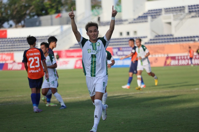 Đội b&oacute;ng C&ocirc;ng Phượng gặp kh&oacute; trước v&ograve;ng 21 Hạng nhất- Ảnh 1.