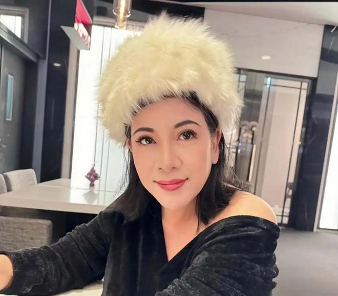 Nữ MC đình đám mắc ung thư giai đoạn cuối, toàn thân chỉ còn 3 mạch máu hoạt động bình thường- Ảnh 3. Nữ MC đình đám mắc ung thư giai đoạn cuối, toàn thân chỉ còn 3 mạch máu hoạt động bình thường- Ảnh 3.