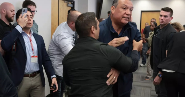 Mỹ: Đảng Dân chủ cậy nhờ ông Obama "xuất mã" - Ảnh 2.