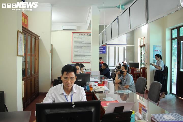 Quảng Ninh vận hành chính quyền hai cấp từ 15 / 6: Sẵn sàng đáp ứng nhu cầu người dân - Ảnh 3. Quảng Ninh vận hành chính quyền hai cấp từ 15 / 6: Sẵn sàng đáp ứng nhu cầu người dân - Ảnh 3.